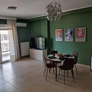 Cozy Apt! Friends & Family - Private Paid Parking Θεσσαλονίκη